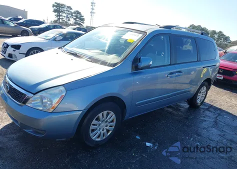 2012 Kia Sedona Lx z USA, uszkodzony, nr VIN KNDMG4C7XC6419326